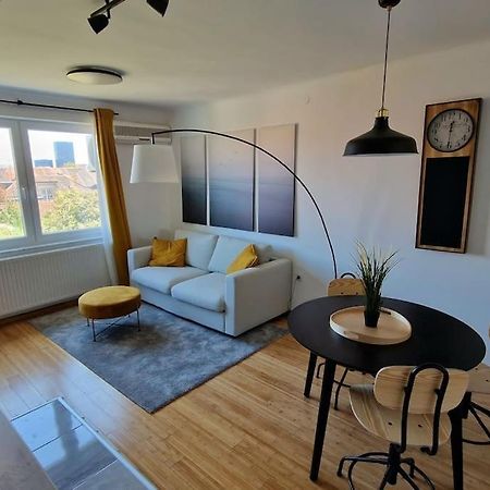 Midnight Blue Oasis - Center, Free Parking Apartman Zágráb Kültér fotó